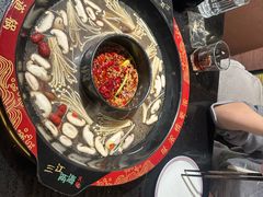 -三江两海老火锅(北京首店)