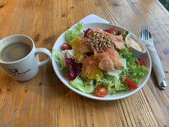 三文鱼沙拉-高乐雅咖啡(宜山路店)