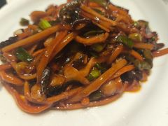 -南京金牛湖巨碗鱼头