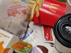 -麦当劳(保利若比邻店)