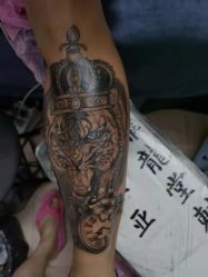 -雕龍堂纹身穿孔洗纹身培训