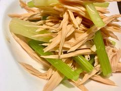 西芹腐竹-吴满满油泼面(北方风味园店)