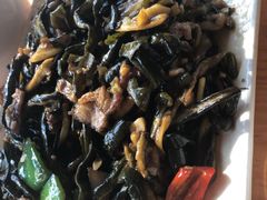 -堤边美食