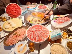 -茅草房·河畔园林火锅