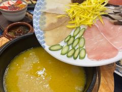 -桥香园过桥米线(国贸店)