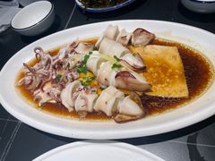 清蒸鱿鱼-鑫悦楼煎蟹·16年海鲜大排档