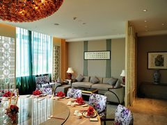 包厢-广州中心皇冠假日酒店·百粤楼