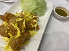刀剁炸鱼球（加菊花）-小榄人家酒楼(民安店)