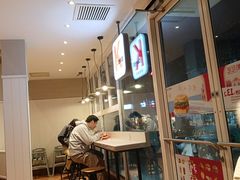 -肯德基(洛川店)