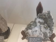 -房山世界地质公园博物馆