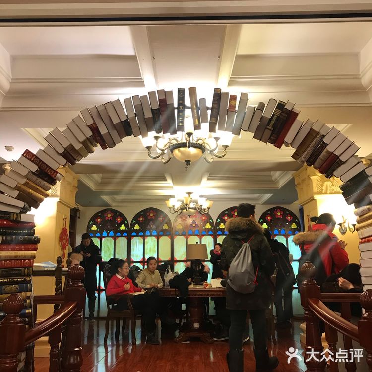 少许失望吧～可能是大成都比较发达了