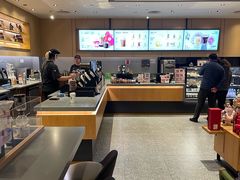 -星巴克臻选(金桥国际店)