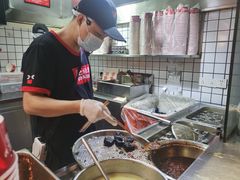 -黑色经典臭豆腐·湖南特产(步行街店)