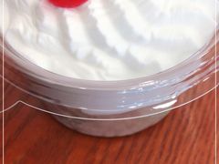 -红宝石·鲜奶小方·海派西点房(南丹店)