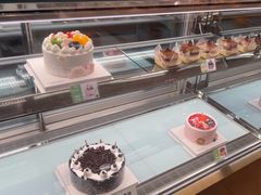-格瑞思动物奶油生日蛋糕(圆融店)