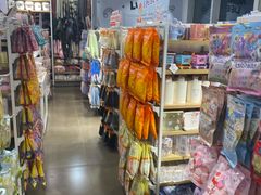-名创优品(万达广场河东店)