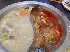 -沸炉重庆老火锅(军事博物馆店)