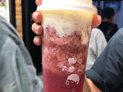 芝芝莓果-喜茶(上海正大广场店)