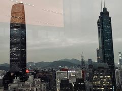 -君悦酒店·大堂酒吧·高空下午茶·暮色微醺