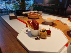 -鲤院·新中式美学·庭院餐厅(夫子庙店)