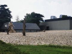 -侵华日军南京大屠杀遇难同胞纪念馆-停车场