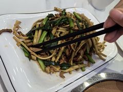 -钟记陕南菜·煎锅鱼(红专南路店)