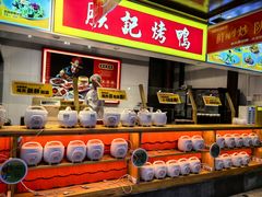 -阿瓦山寨·湘菜现炒·剁椒鱼头王(咸阳总店)
