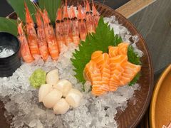 -牛YO寿喜烧·铁板烧和牛火锅自助(市府恒隆店)