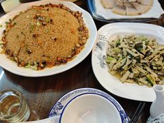 -缘来聚·徽菜名店(黄山宏村店)