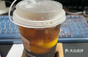 Ice-Cold Lemonade