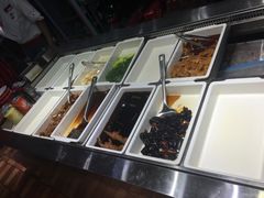 -牛吃草牛肉面(甬港南路店)