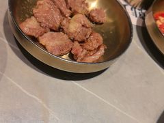 -草家酱蟹炭火烤肉店(珲春南路一店)