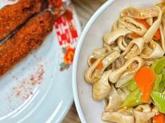 -丁记牛肉手擀板面