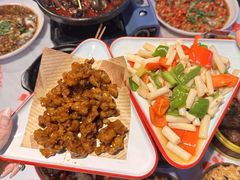 -老闵田螺馆·南昌市井菜·特色小吃(总店)