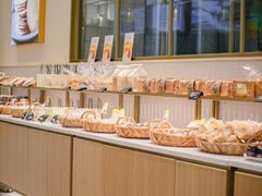 面包甜点陈列柜-可莎蜜兒(黄龙K-lab店)