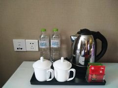 -怡华威斯达酒店(重庆医科大学附属儿童医院店)