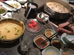 -捞王锅物料理(上海世茂广场店)