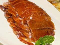酥香嫩烤鸭-四季民福烤鸭店(外滩外白渡桥店)