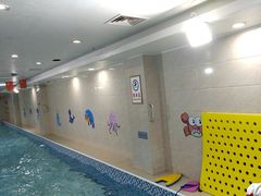 -小蓝鲸游泳培训基地(积水潭店)