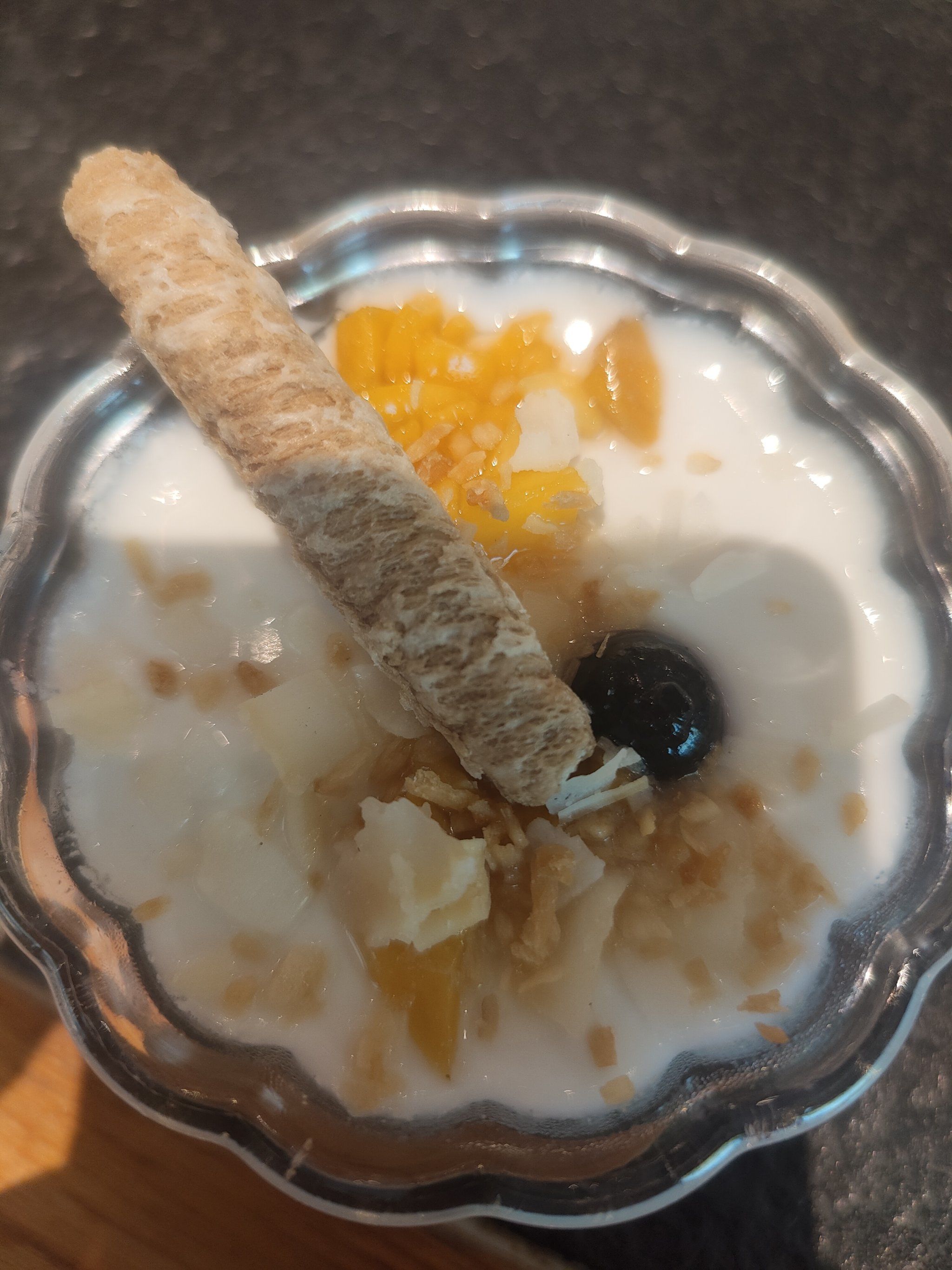 超级好吃的芒果椰子冻,小小的两口就能吃完,椰子冻超级香