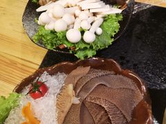 -湊湊火锅·茶憩(上海合生汇店)