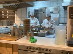 -馋三尺蟹粉小笼(人民广场店)