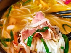 -桥香园过桥米线(国贸店)