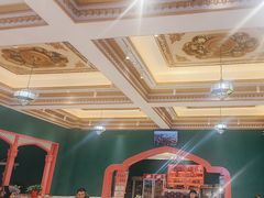 -沙枣树辣子鸡•新疆家常菜(喀什西路店)