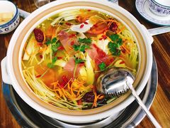 -云南印象昭通天麻火腿鸡(新疆石油花园二期店)