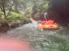 -雅鲁激流探险漂流