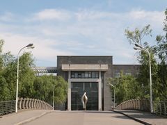 -上海第二工业大学(金海路校区)