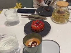 -潮一不贰·法式甜品·生日蛋糕·西式简餐(外滩店)