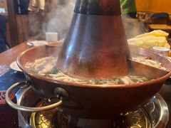 -果松木炭酸菜铜火锅·外婆参鸡汤
