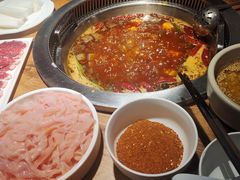 -城墙拐拐火锅(三峡广场黑金冠店)